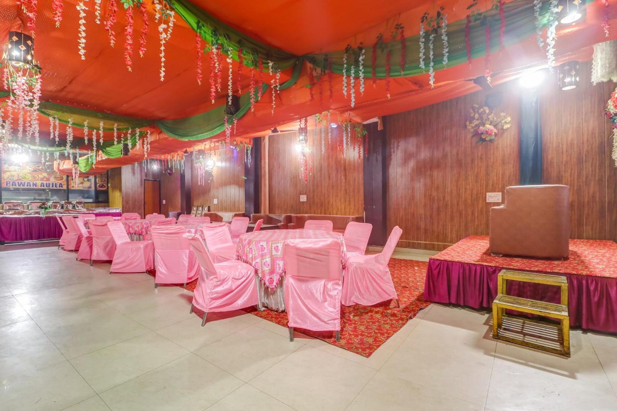 Townhouse Hotel Ludhiana Ngoại thất bức ảnh